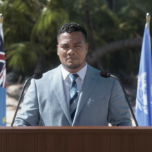 Tuvalu foreign minister Simon Kofe addressing the COP27 climate summit.
